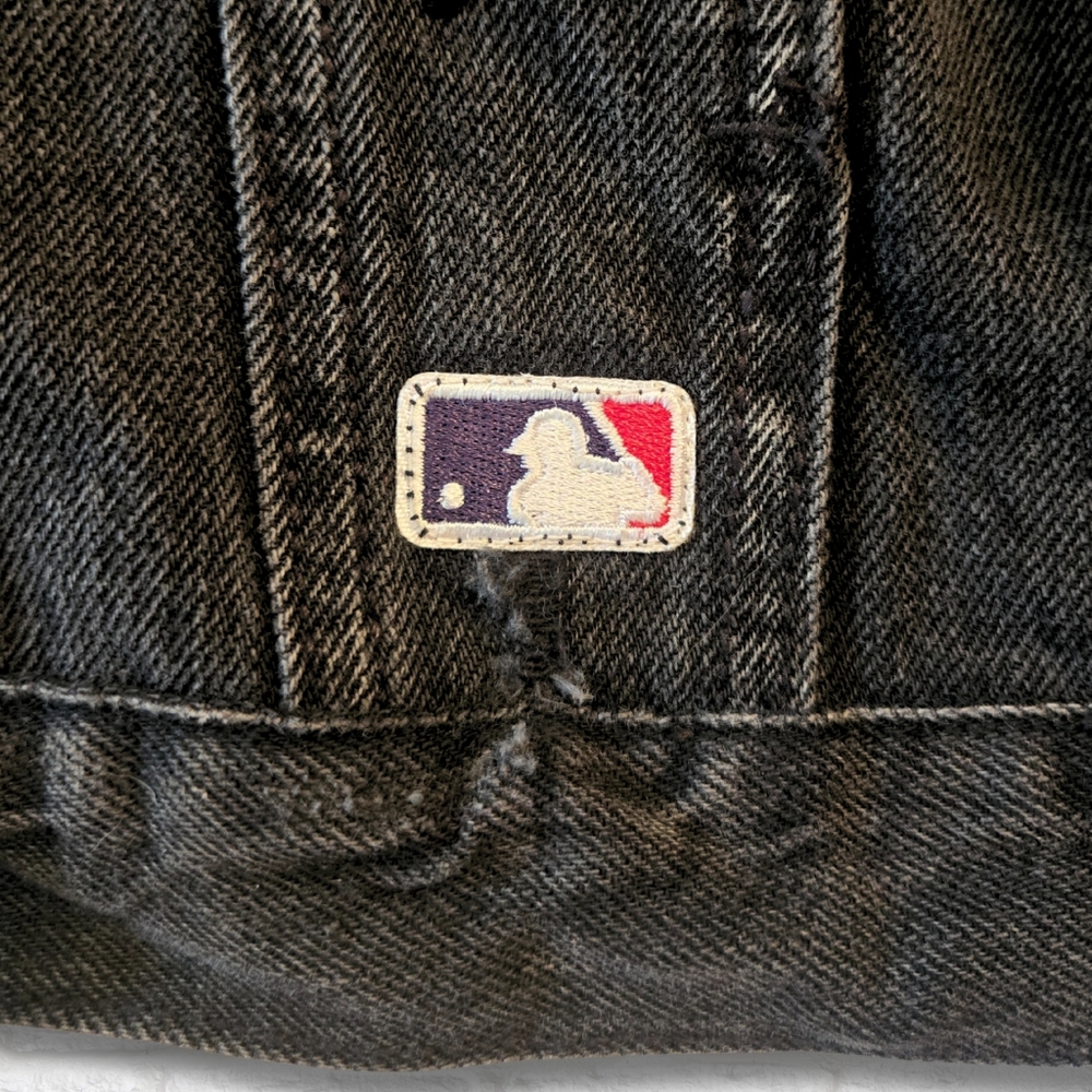 Cincinnati Reds Crop Rhinestone Jacket - Picture 6 of 8